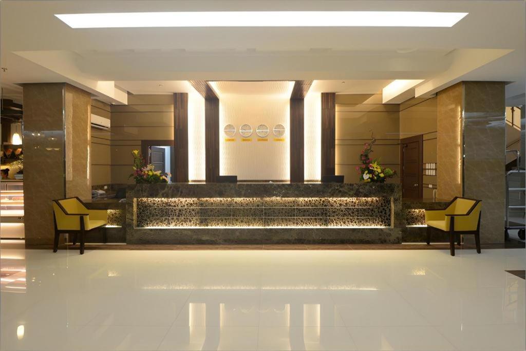 Diversion 21 Hotel Iloilo City Εξωτερικό φωτογραφία