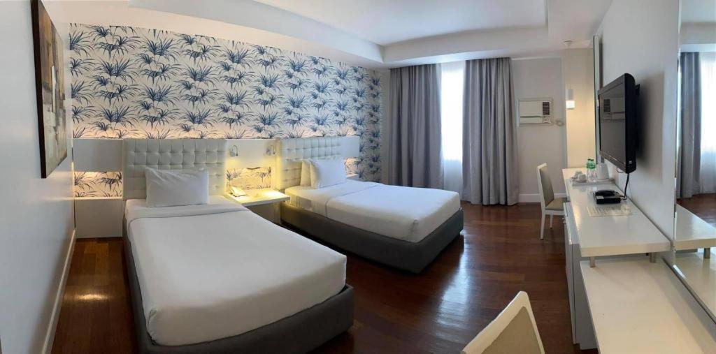 Diversion 21 Hotel Iloilo City Εξωτερικό φωτογραφία
